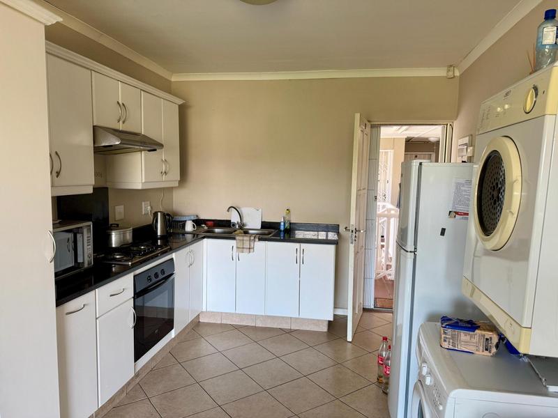 To Let 2 Bedroom Property for Rent in Grahamstown Central Eastern Cape